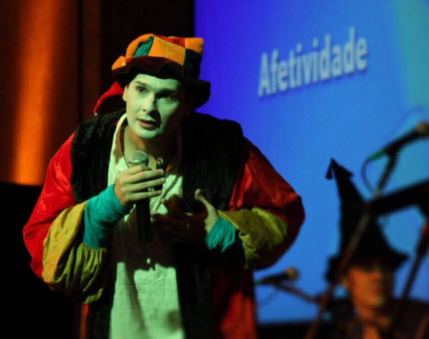 Estamos juntos na luta por um ambiente mais seguro, acolhedor e respeitoso para todos. Diga não à violência, à exclusão e ao preconceito. Vamos promover a empatia, a escuta e o respeito em todos os espaços, especialmente nas escolas. #ChegaDeBullying #DigaNãoAoBullying #ContraOBullying #JuntosContraOBullying #StopBullying #PazNasEscolas #EscolaSemBullying #RespeitoÉBase #EmpatiaSempre #BullyingNãoÉBrincadeira #DesbullynizaçãoJá #MovimentoDesbullynização #ProjetoDesbullynização #TodosContraOBullying #CulturaDePaz #SejaGentil #TodosSomosIguais #EspalheAmor #MaisEmpatia #AcolherÉPreciso #DiversidadeRespeito